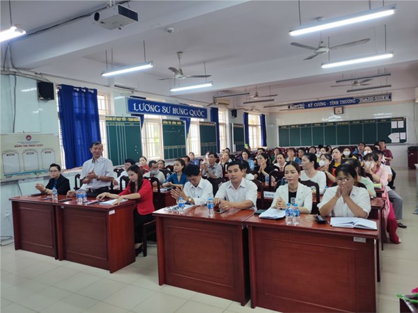 z4685130969520_5ca82e5e379dd41041baa7b7ec674db8.jpg